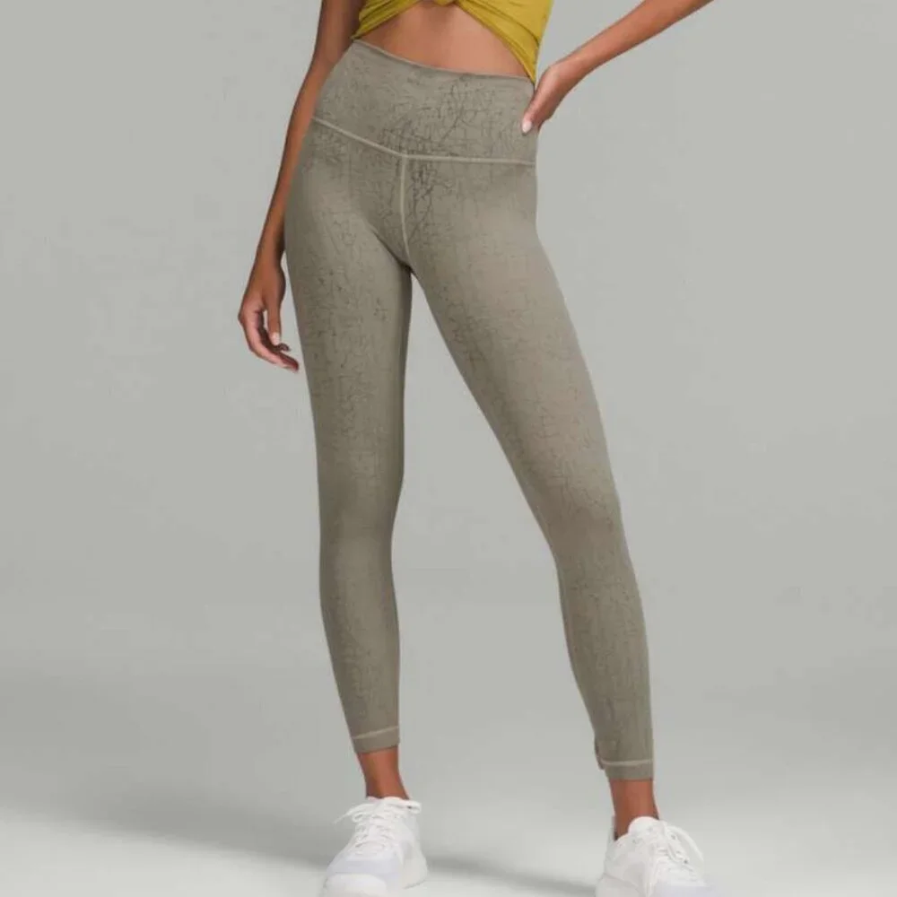 Lululemon Wunder Train High-Rise Tight 25